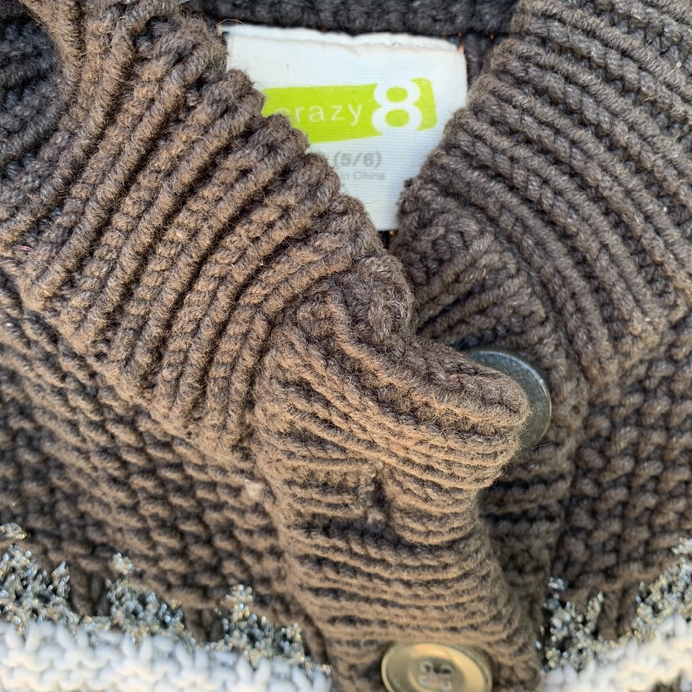 Crazy 8 - S (5/6) Sweater⛸